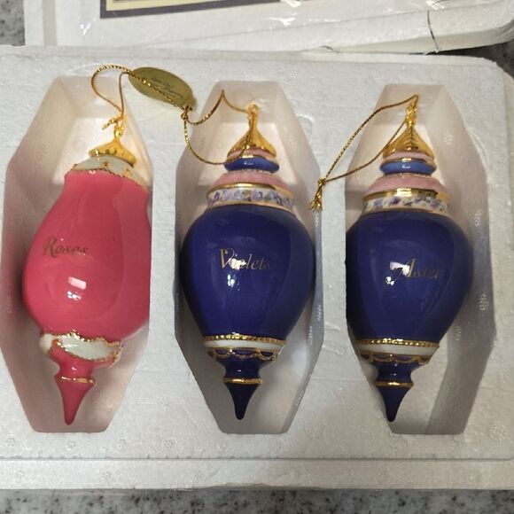 The Bradford Exchange.. Lena Liu's Forever Flowers Ornaments.. - Picture 8 of 15